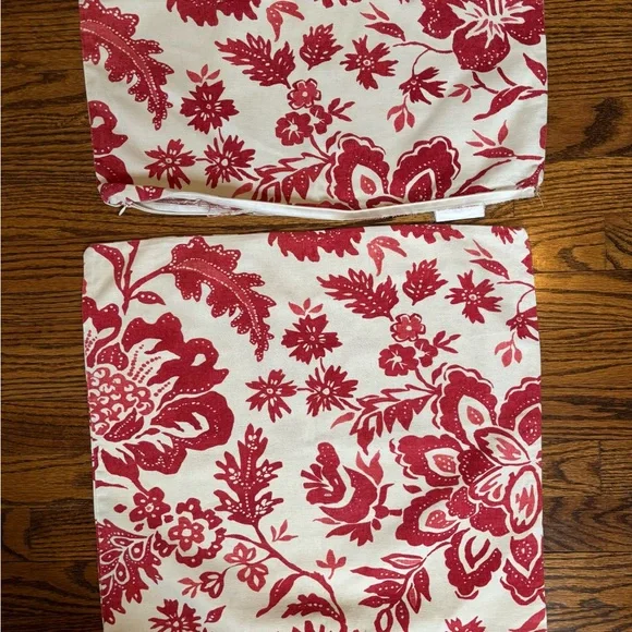 Pottery Barn pillowcase set of 2 - Picture 3 of 6